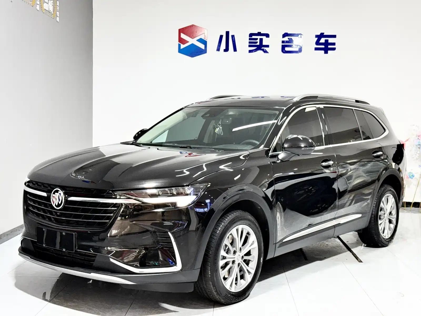 Фото 1 - Buick Envision Plus