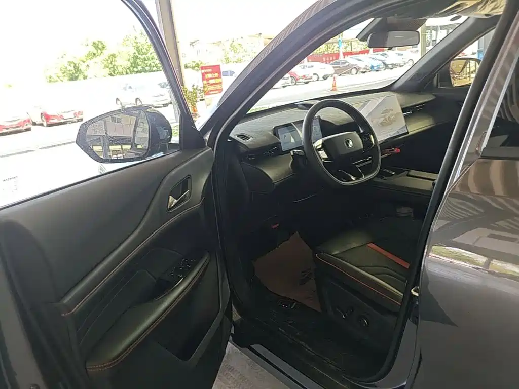 Changan UNI-Z New Energy 2026 2025 Model Year Smart New Blue Whale 125km Super Power Edition