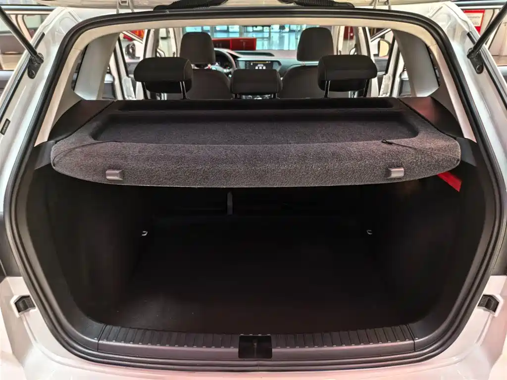Volkswagen Tharu 2021 Model 280TSI 2WD Trend Edition фото 15