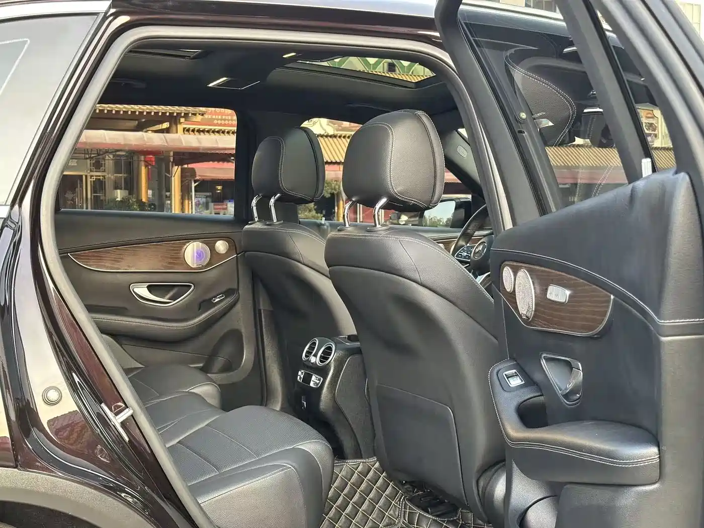 Mercedes-Benz GLC 2022 Model GLC 300 L 4MATIC Dynamic Edition фото 14