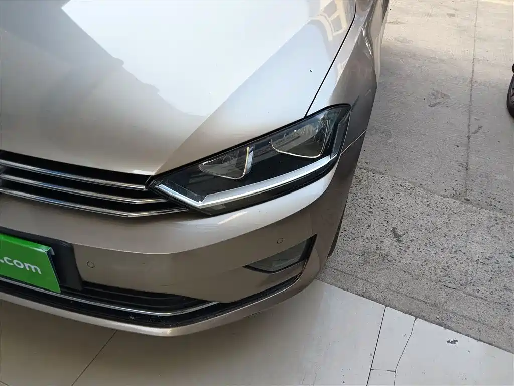 Volkswagen Golf Sportsvan 2018 230TSI Automatic Progressive фото 18