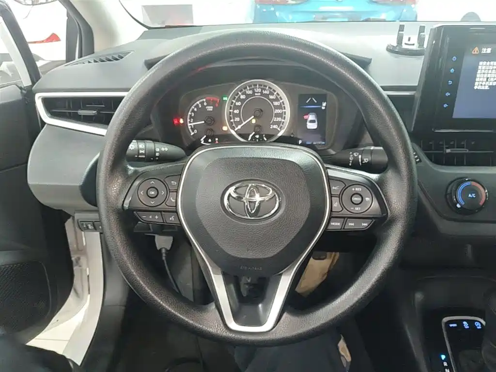 Toyota Corolla 2023 1.2T Pioneer Edition фото 11