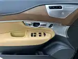 Photo 12 - Volvo XC90