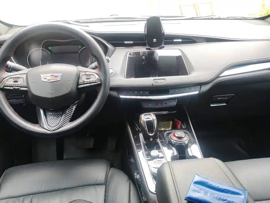 Cadillac XT4 2019 2018 Model 28T 2WD Technology