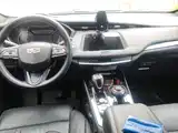 Photo 12 - Cadillac XT4