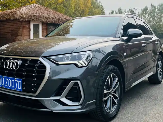 Audi Q3, 2022
