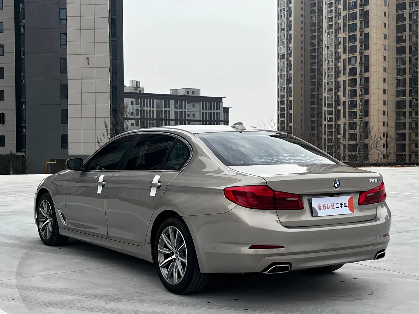 BMW 5 Series 2018 528Li Launch Special Edition фото 5