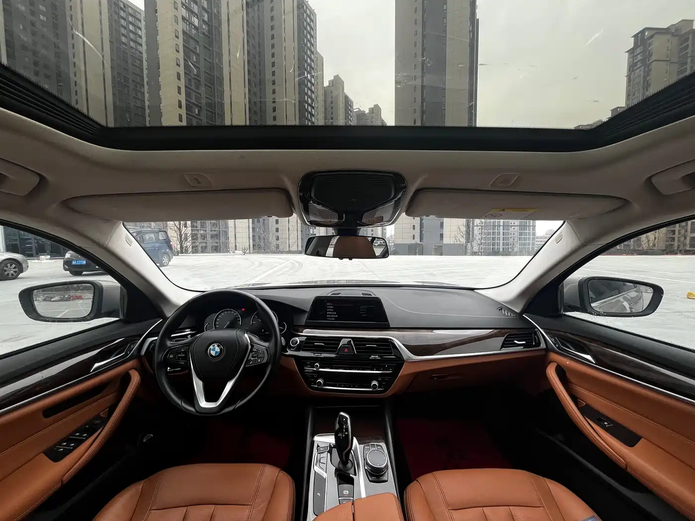 BMW 5 Series 2018 528Li Launch Special Edition фото 13