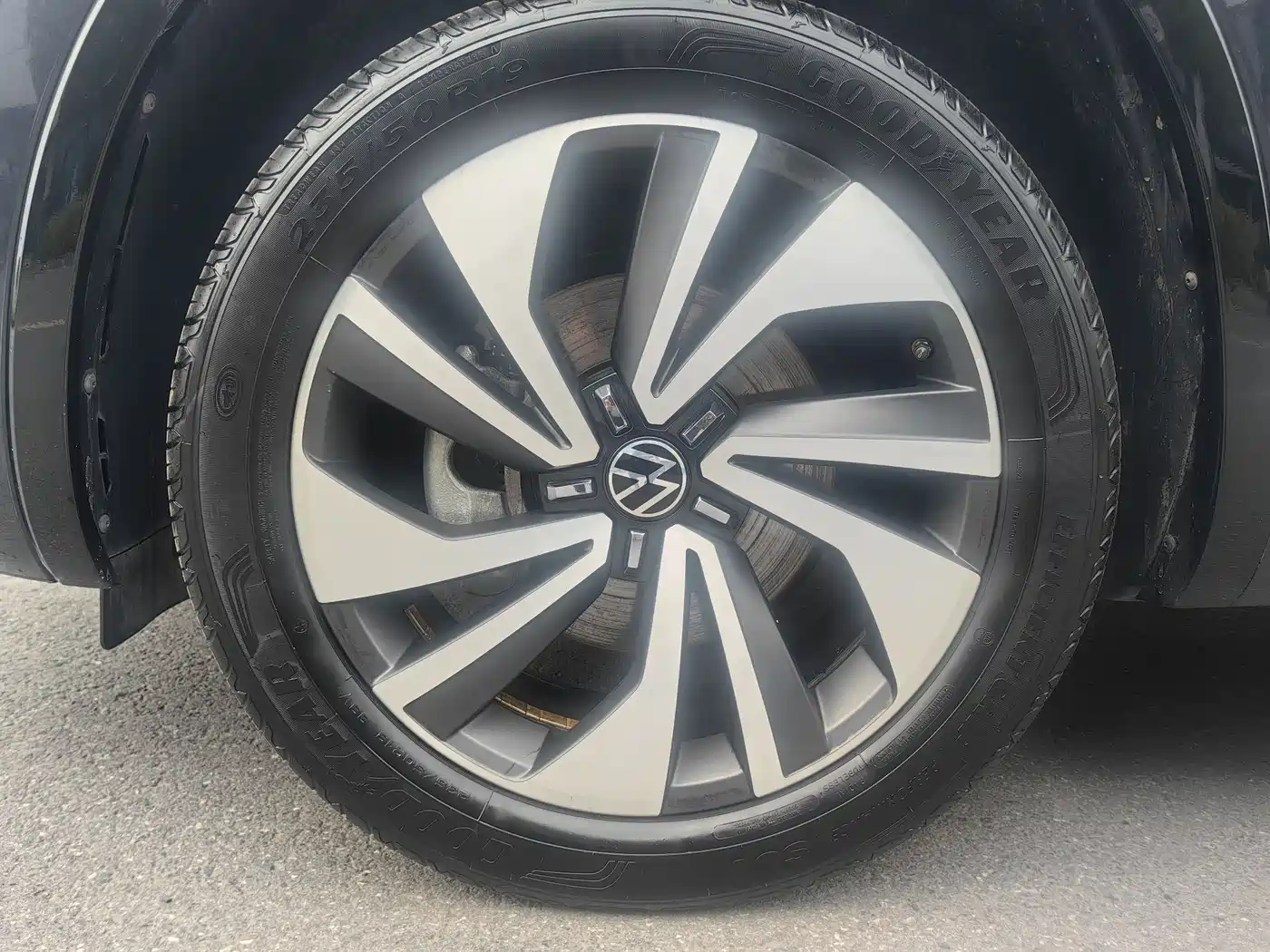 Volkswagen Tayron X 2023 330TSI 2WD Premium High-Performance Edition фото 8