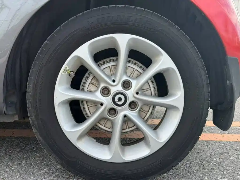 smart forfour 2019 2018 1.0L 52kW Agile Edition