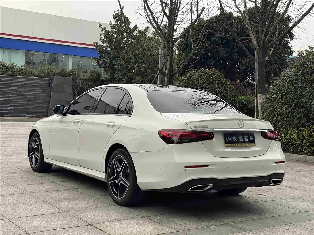  E CLASS