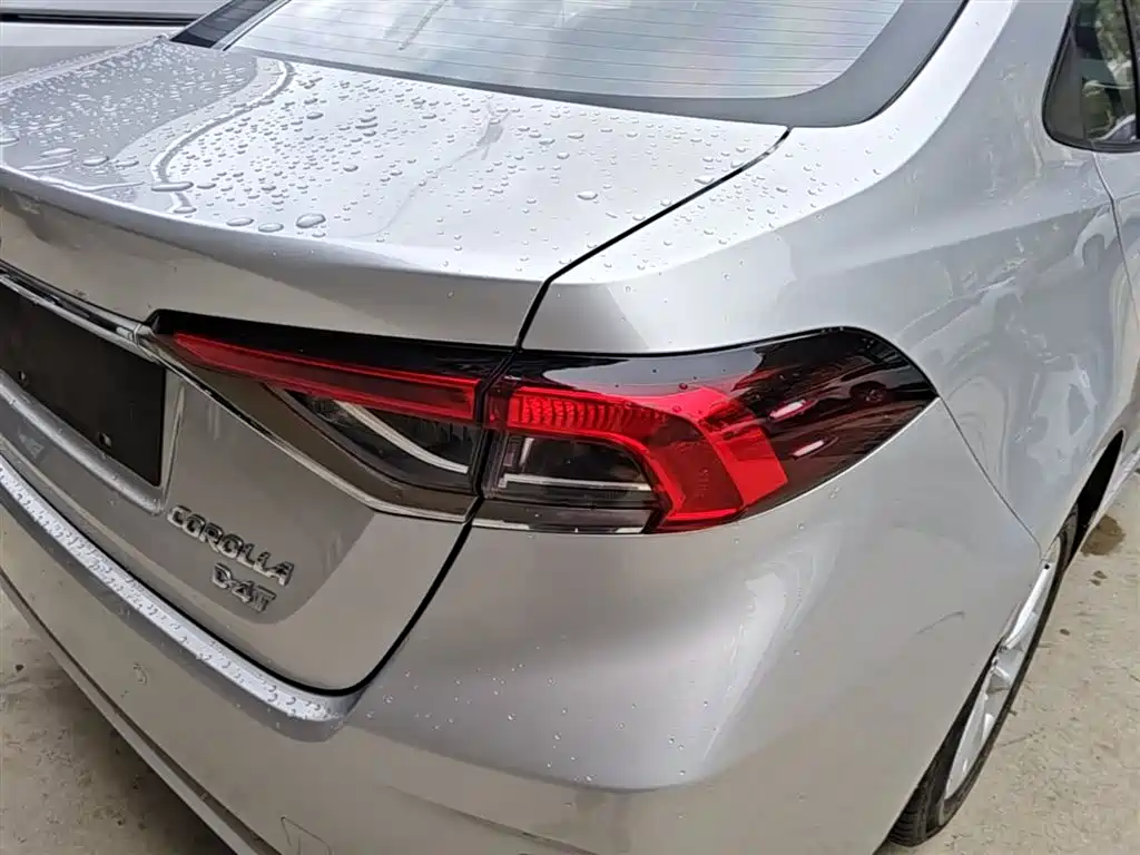 Toyota Corolla 2021 1.2T S-CVT Elite PLUS Edition фото 8