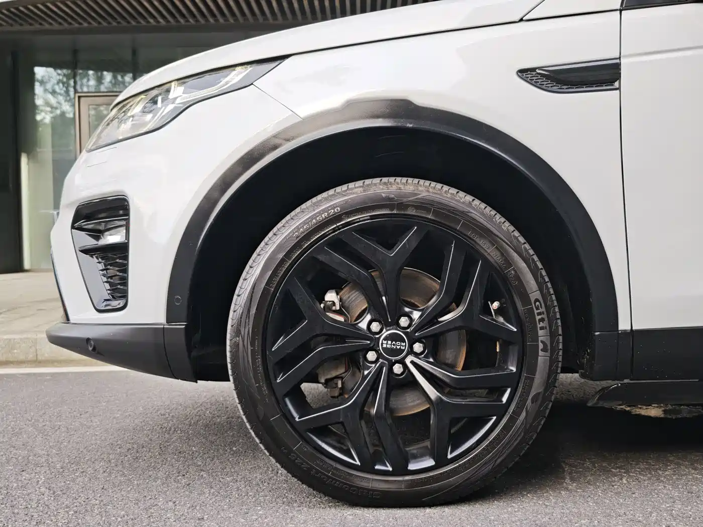 Land Rover Discovery Sport 2018 240PS PURE Edition фото 22