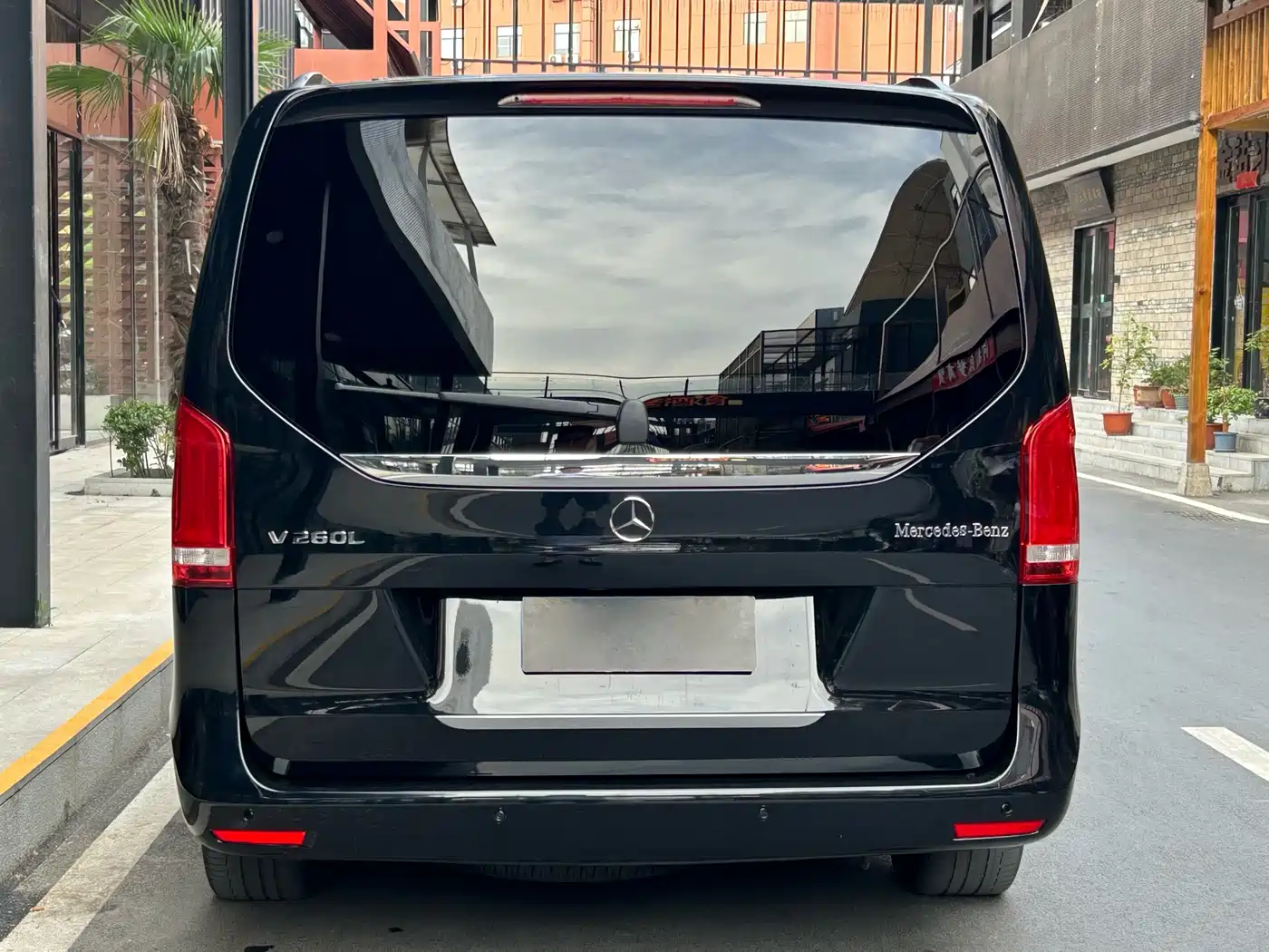 Mercedes-Benz V-Class 2022 V 260 Pilot Edition фото 24