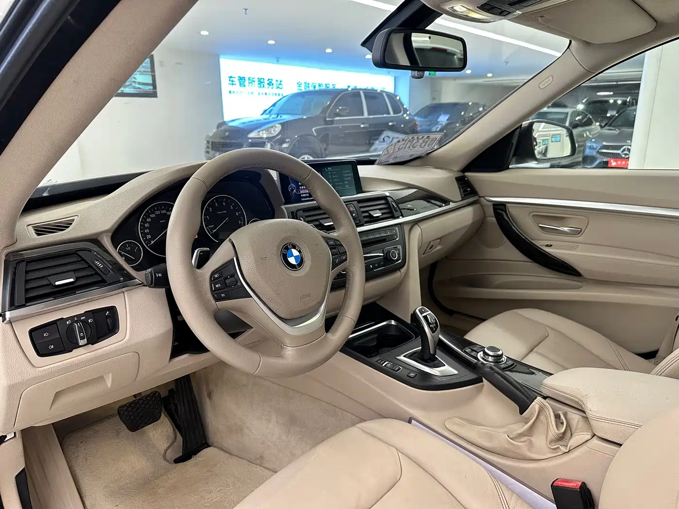 BMW 3 Series GT 2013 Model 328i Style Design Package фото 10