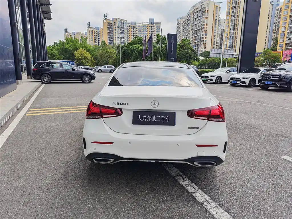 Mercedes-Benz A-Class 2020 Facelift A 200 L Sport Sedan Fashion фото 2