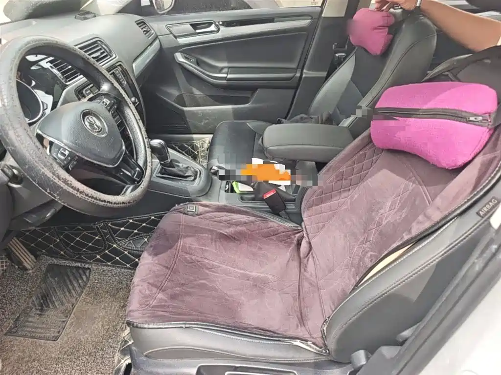 Volkswagen Sagitar 2017 1.6L Automatic Comfort фото 8