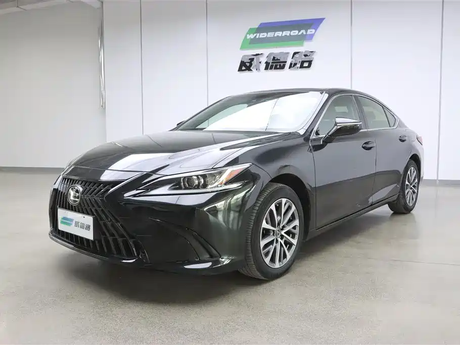 Lexus ES 2022 200 Excellence Edition