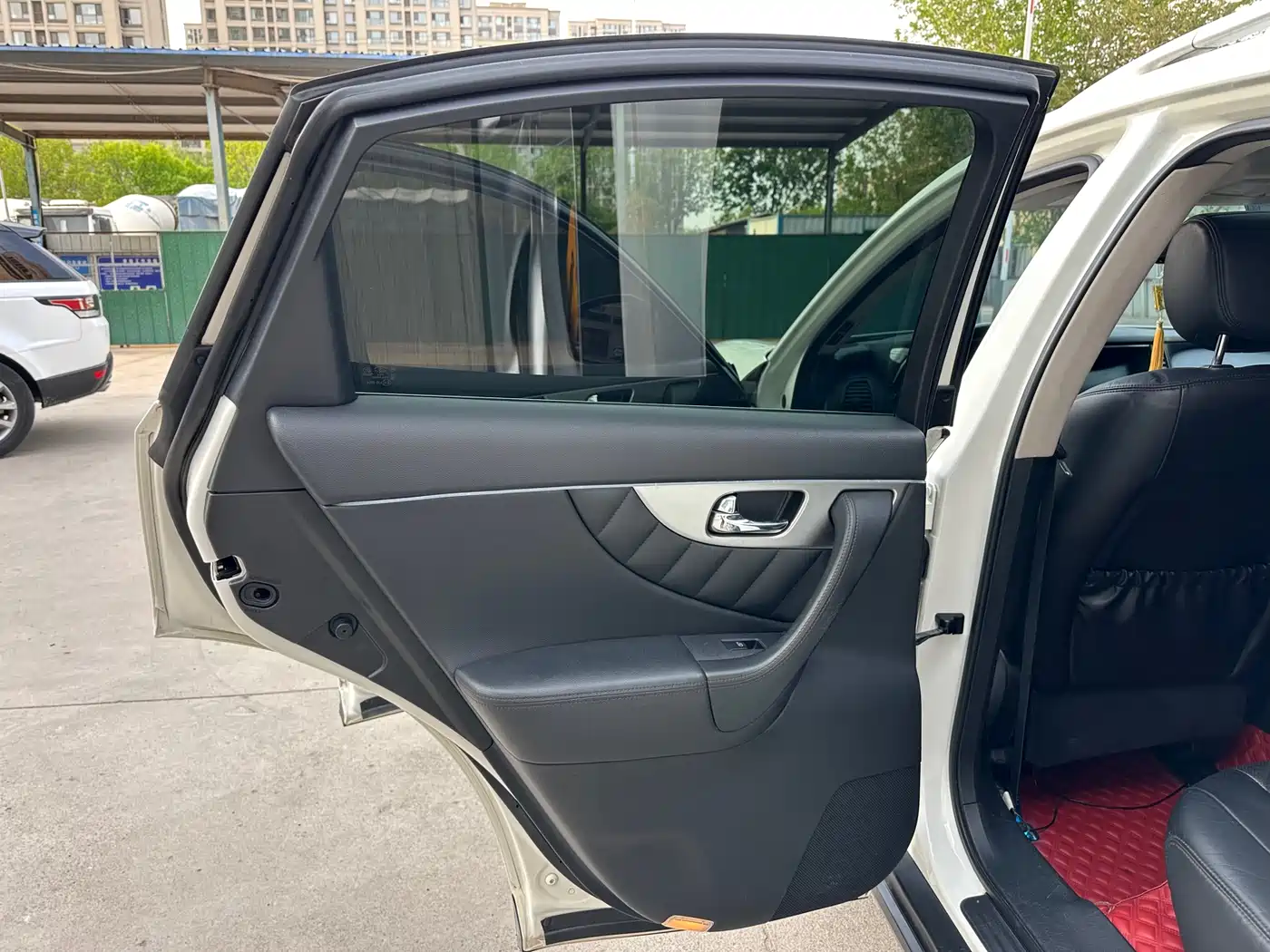 Infiniti FX 2013 FX37 Standard Edition фото 15