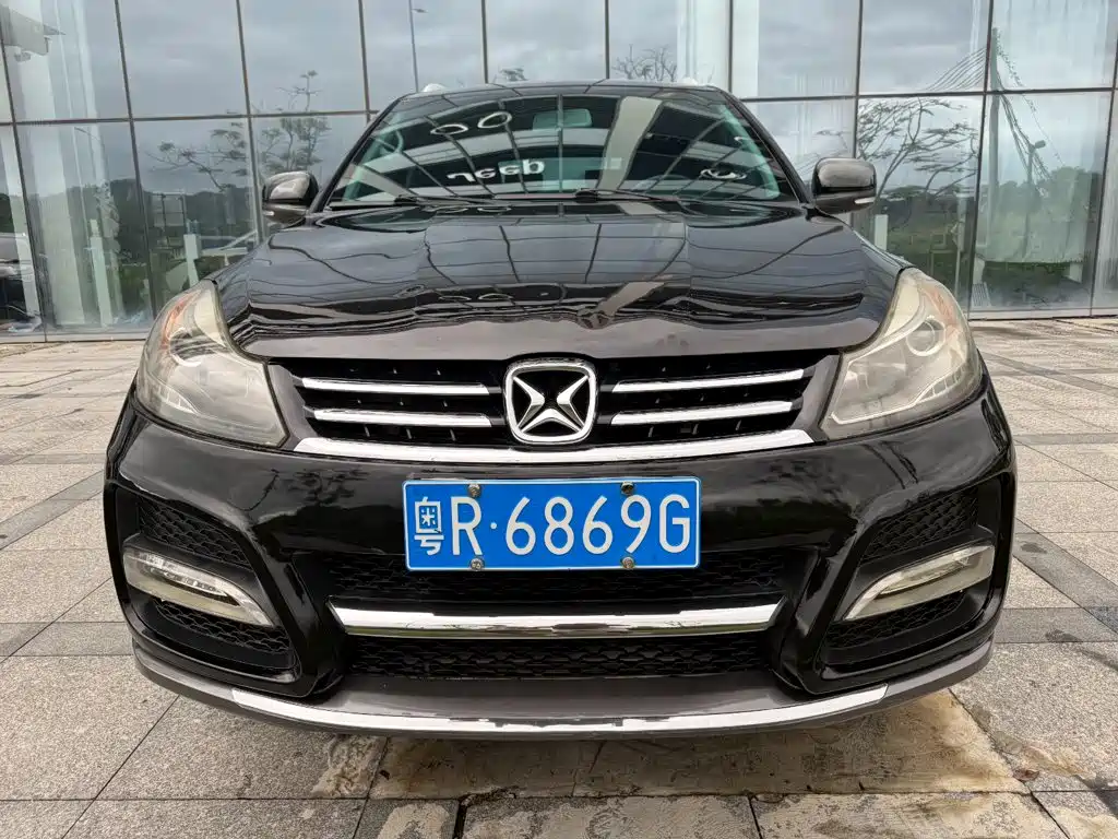 Jiangling Yusheng S350 2014 2014 2.4T Automatic 2WD Diesel Luxury Sunroof 7-seater