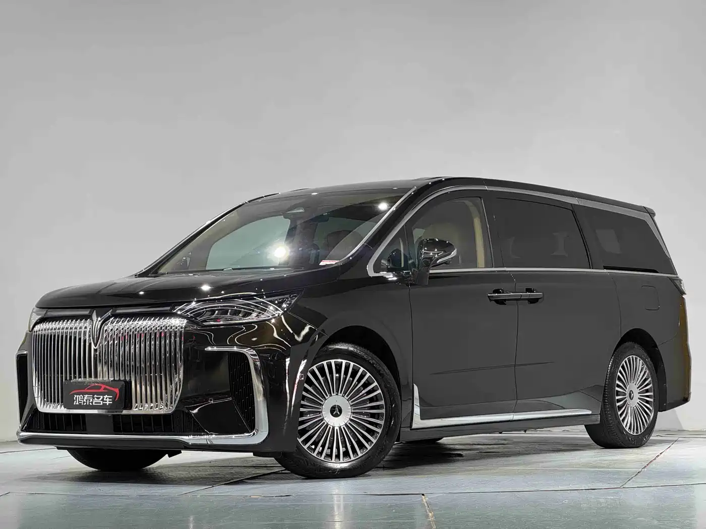Voyah Auto Voyah Dreamer 2025 PHEV 4WD Kunpeng Premium Edition