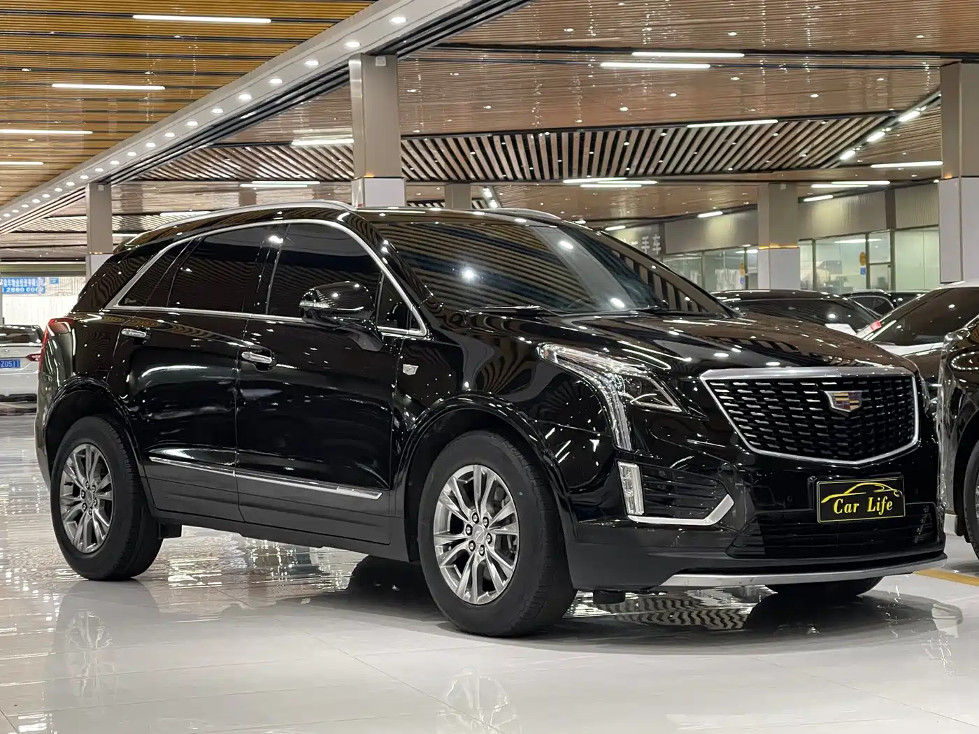 Cadillac XT5 2020 28T Luxury Model фото 3