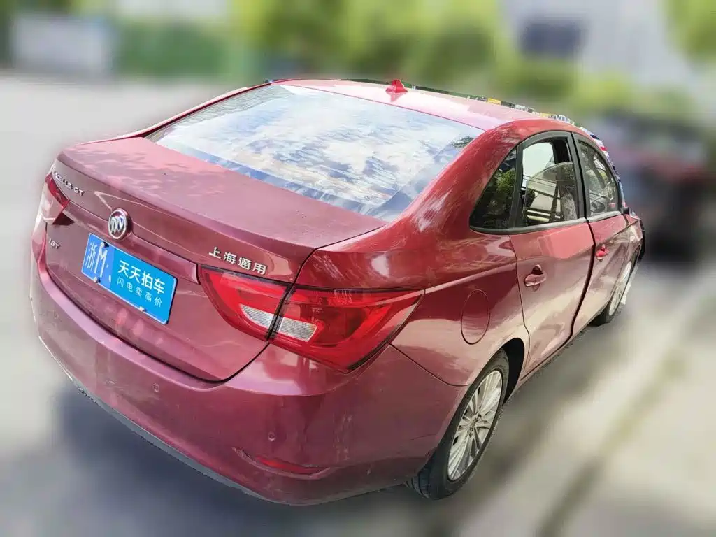 Фото 2 - Buick Excelle