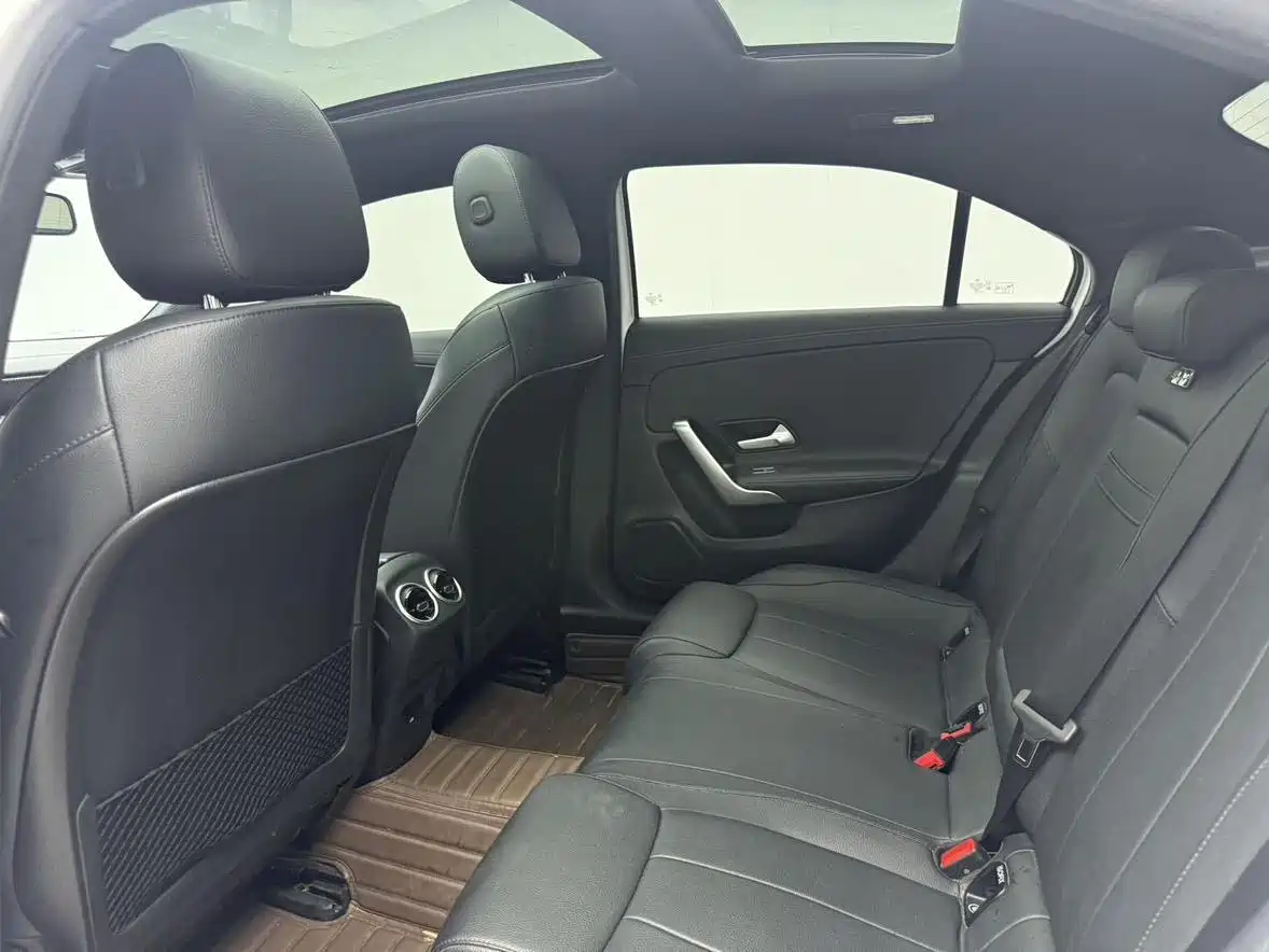 MERCEDES-BENZ A CLASS