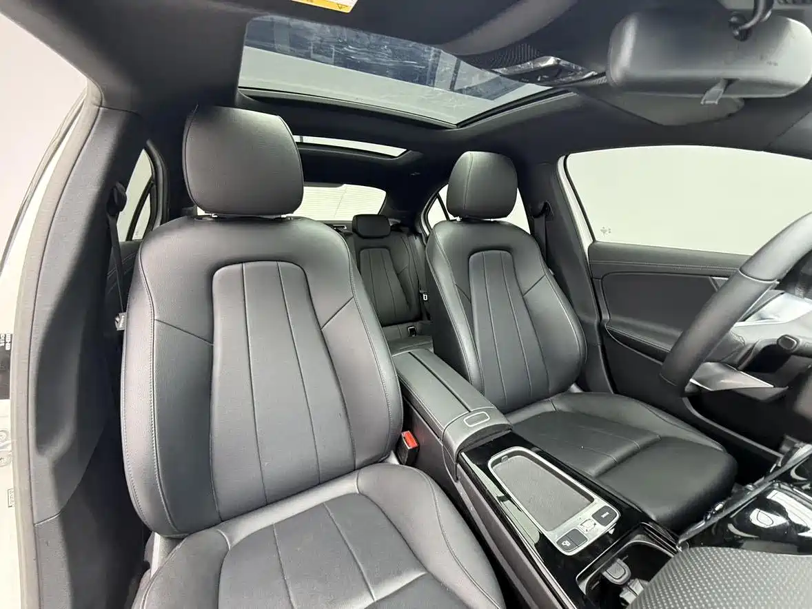 MERCEDES-BENZ A CLASS