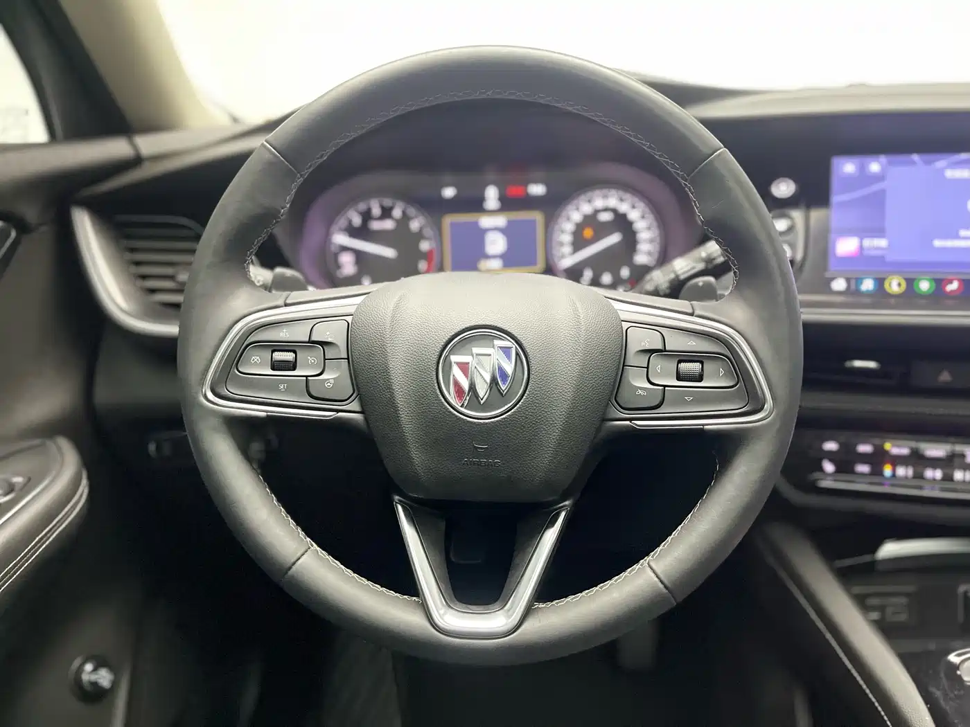 Buick Envision Plus 2021 Envision Plus 652T 5-seater Luxury фото 5