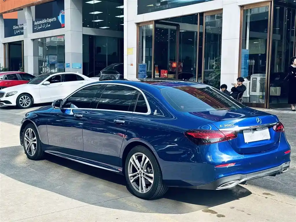 Mercedes-Benz E-Class 2021 E 260 L Sport фото 7