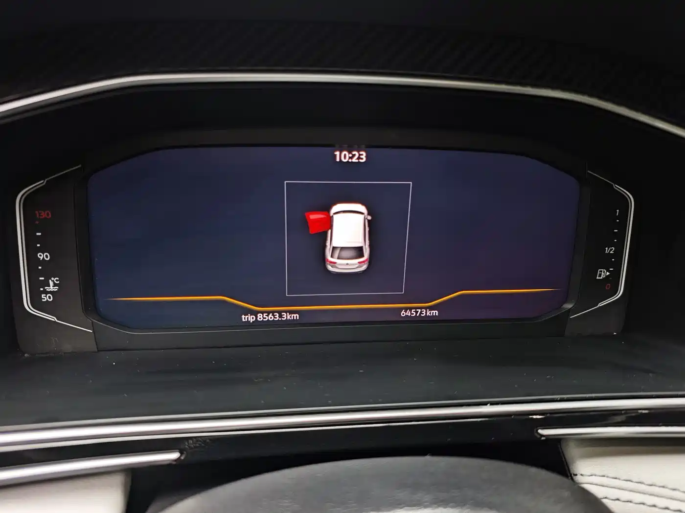 Volkswagen Tiguan L 2022 330TSI Auto 2WD R-Line Premium Edition фото 10