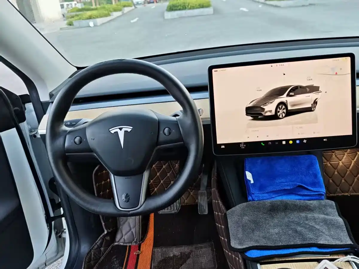 صورة 4 - Tesla Model Y