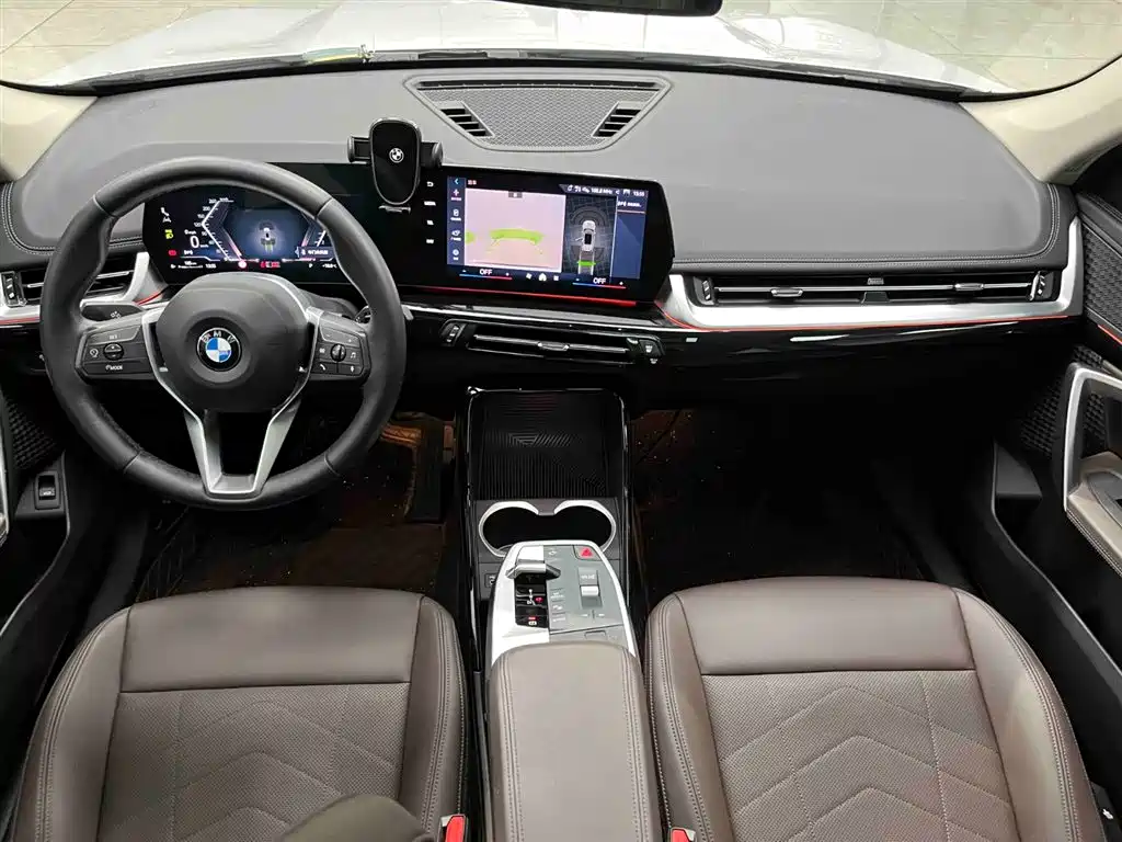 BMW X1 2023 sDrive20Li X Design Package фото 2