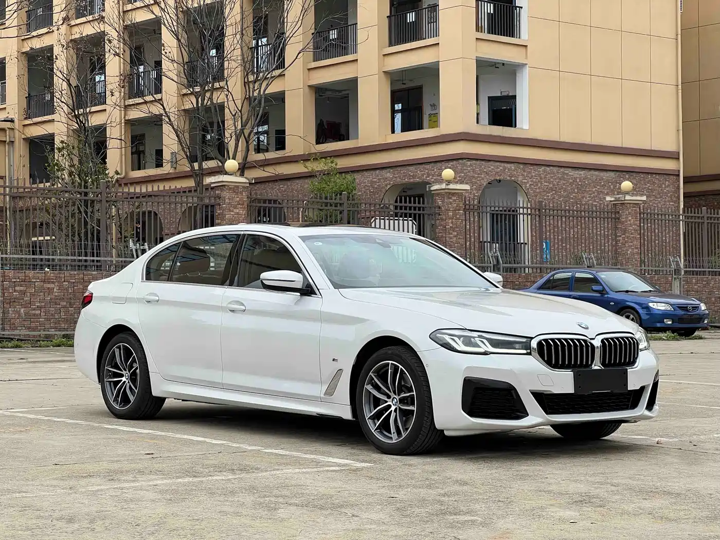 BMW 5 Series 2022 Facelift 525Li M Sport Package фото 3