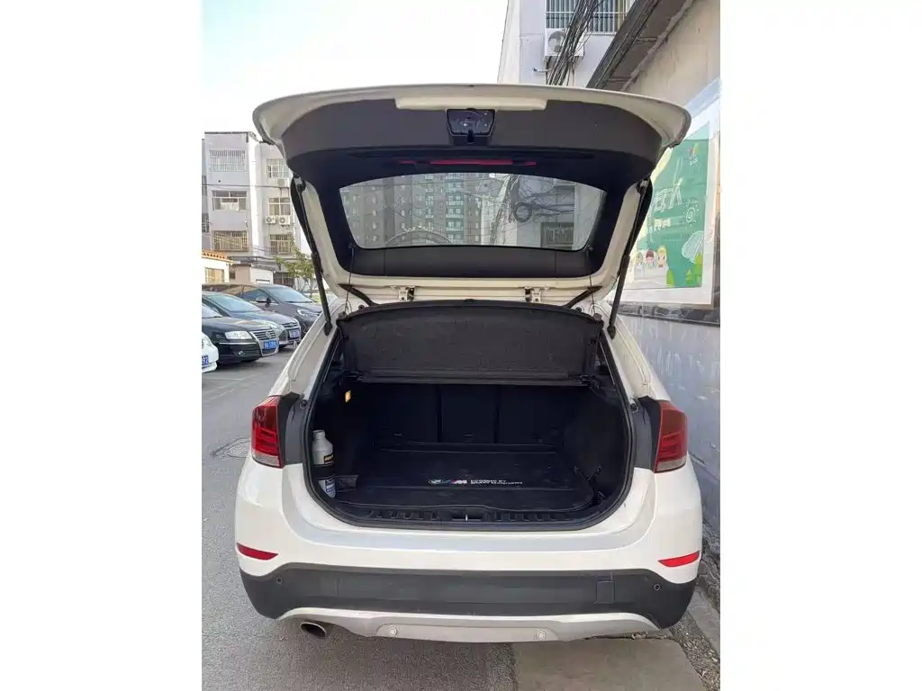 2014 BMW X1 (Import)