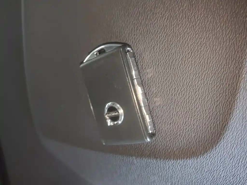 Фото 9 - Volvo V90