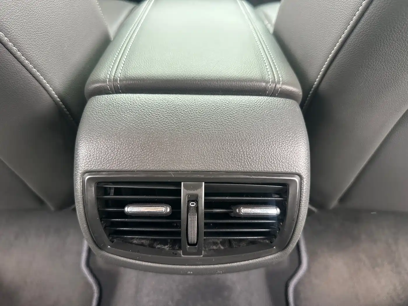Chevrolet Malibu 2016 Model 2.4L Automatic Luxury Edition фото 14
