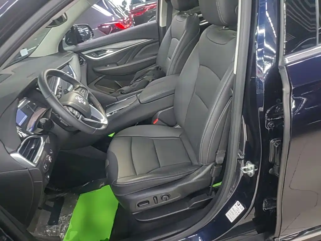 Buick Enclave 2023 2022 652T 2WD Premium 7-Seater