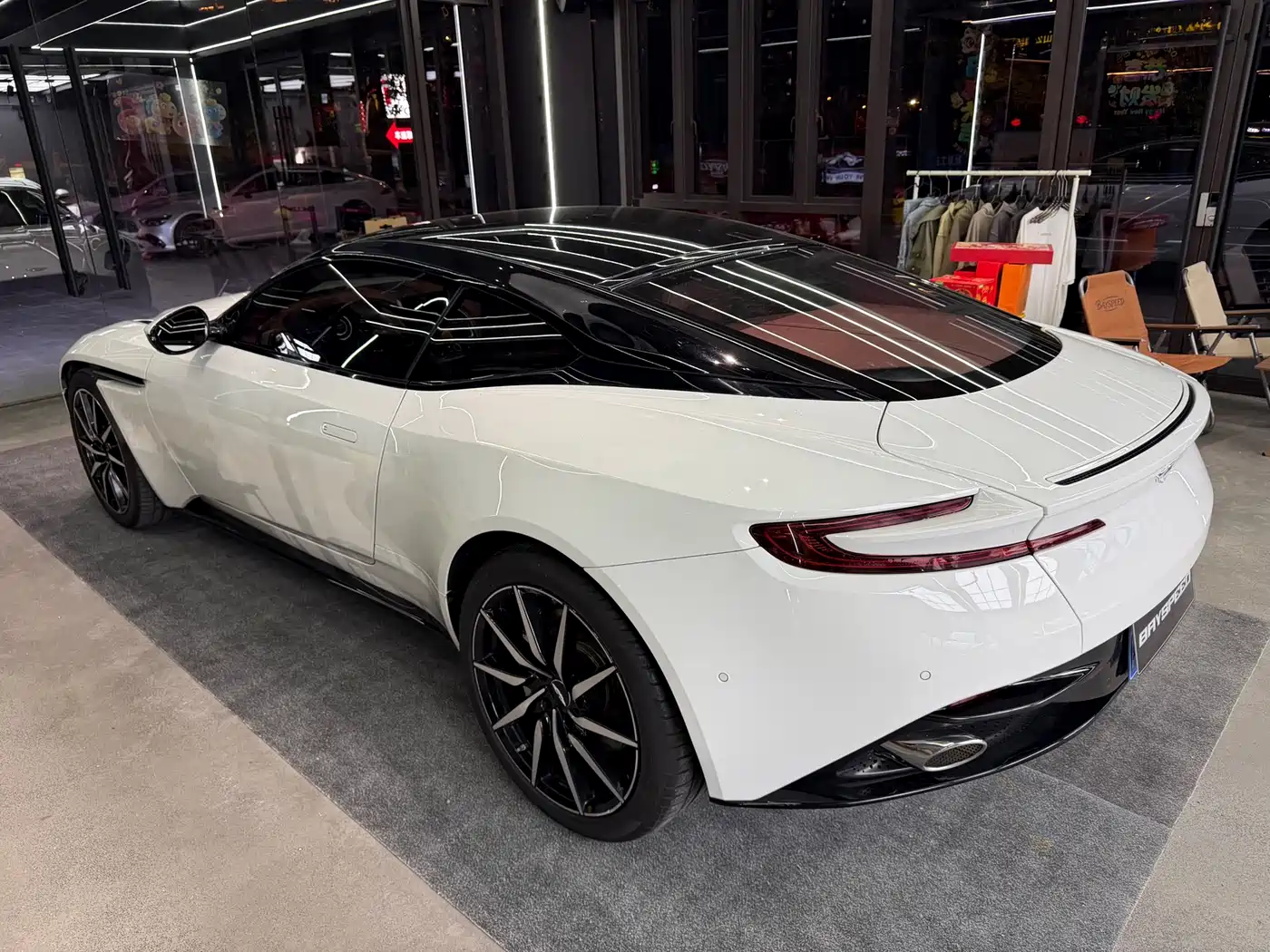 Aston Martin DB11 2018 2019 Model 4.0T V8 Coupe
