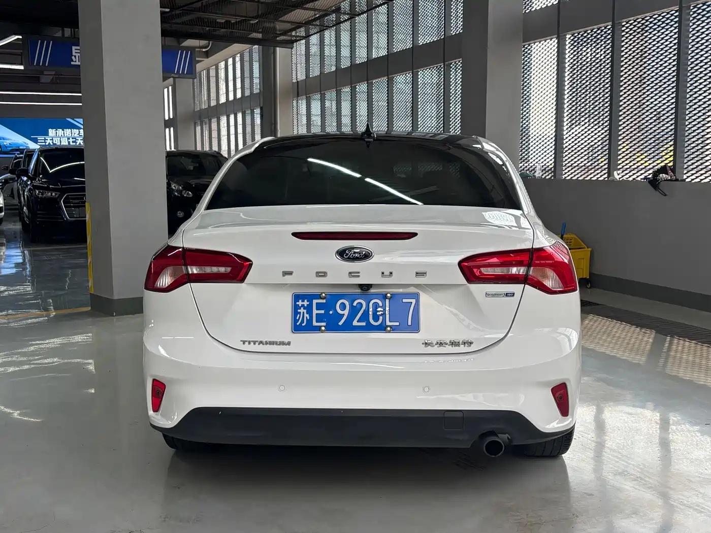 Ford Focus 2018 2019 Sedan EcoBoost 180 Automatic Sharp