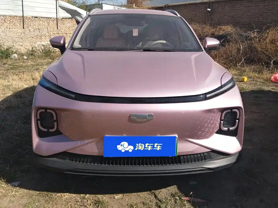 Фото 2 - Geely Geometry E Firefly