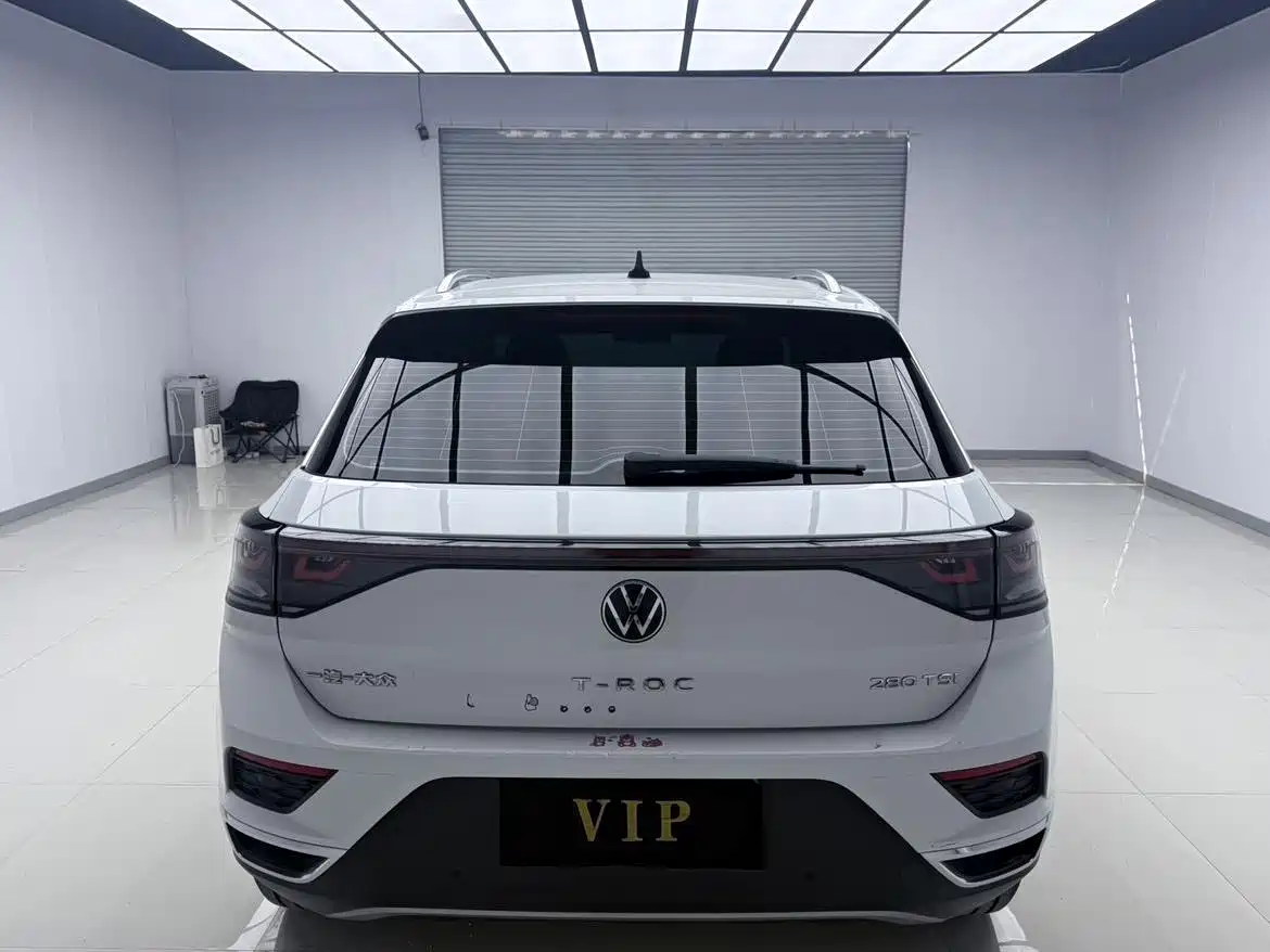 VOLKSWAGEN T ROC EXPLORING SONGS