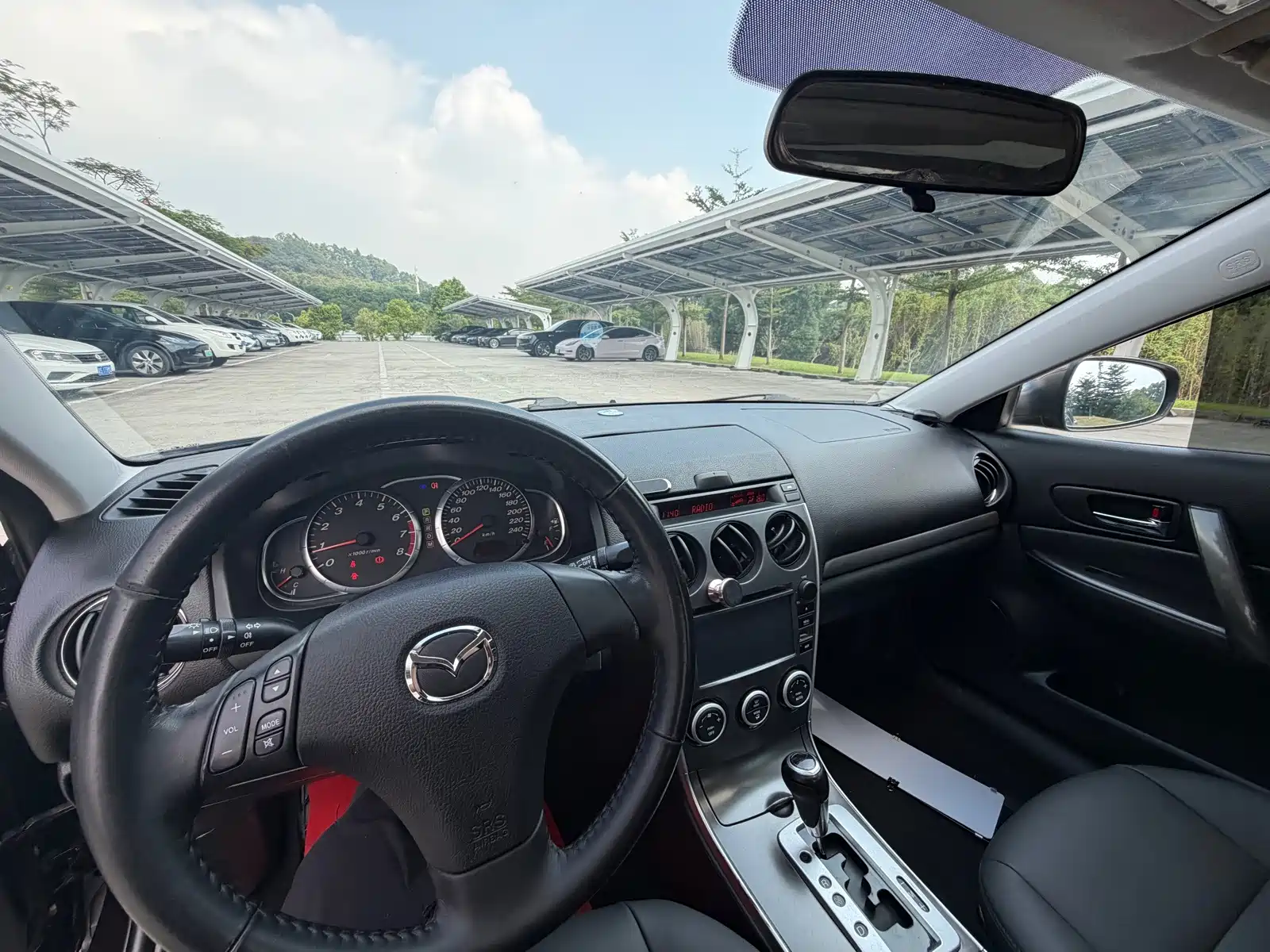 Photo 6 - Mazda 6