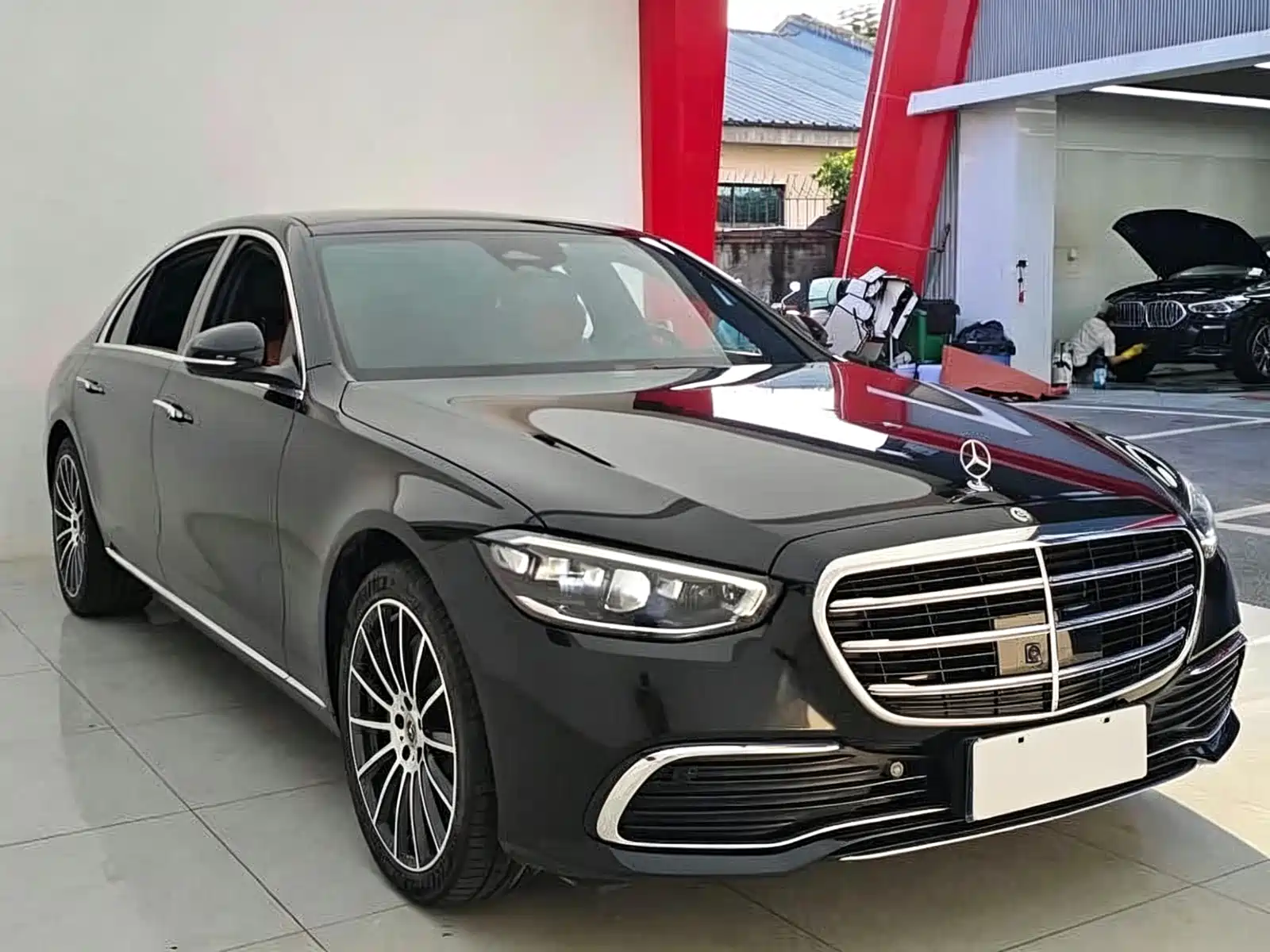 Фото 3 - Mercedes-Benz S-Class