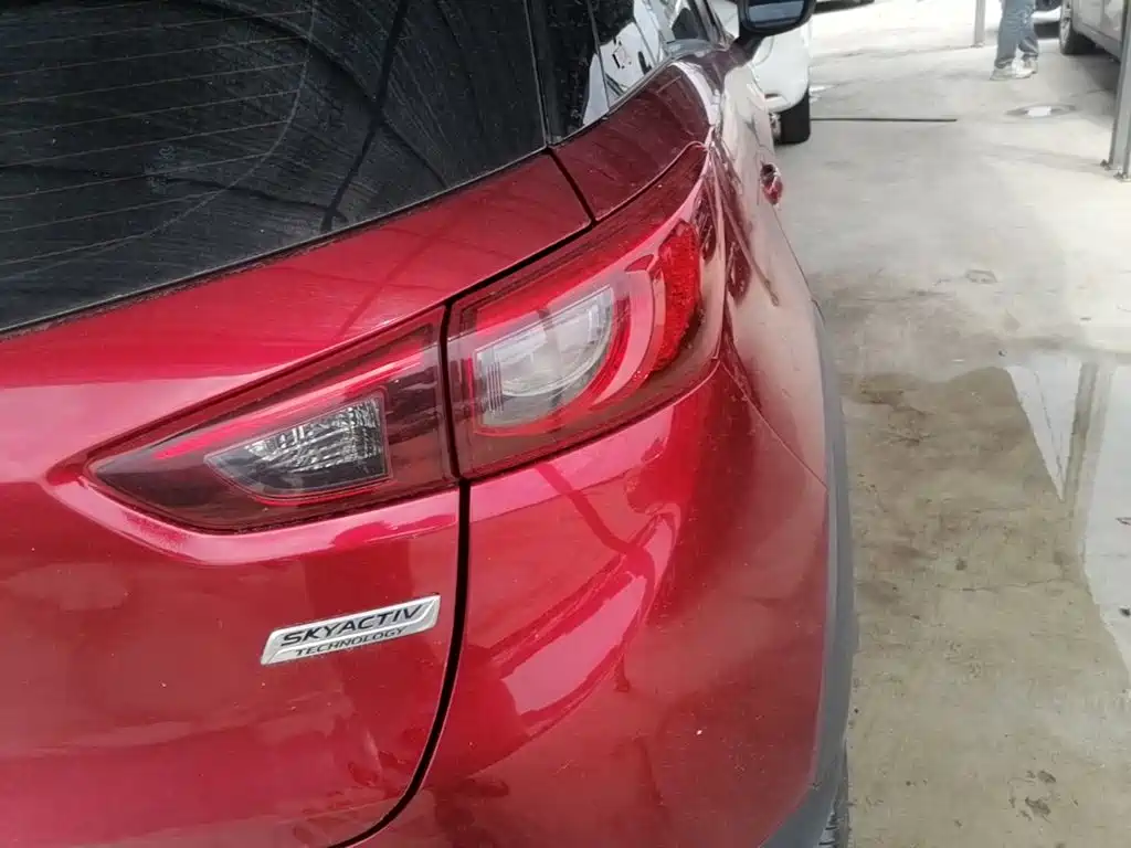 Фото 8 - Mazda CX-3