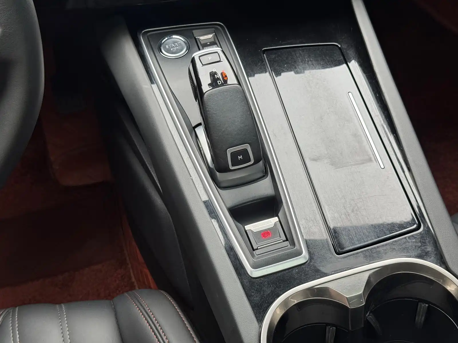Photo 21 - Peugeot 508