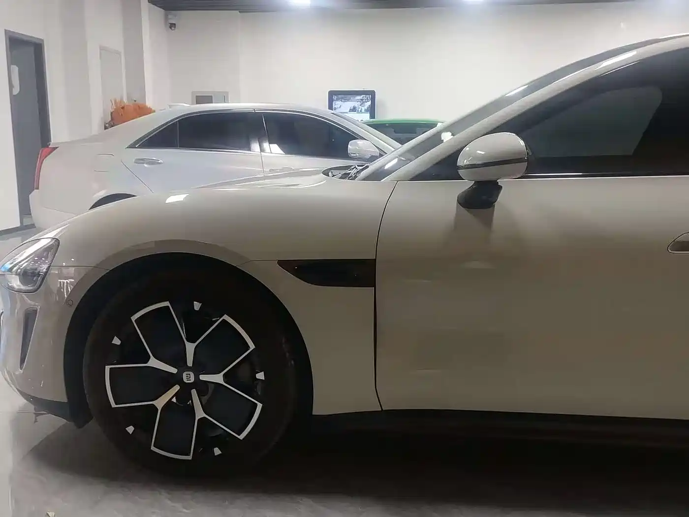 XIAOMI CAR XIAOMI SU7