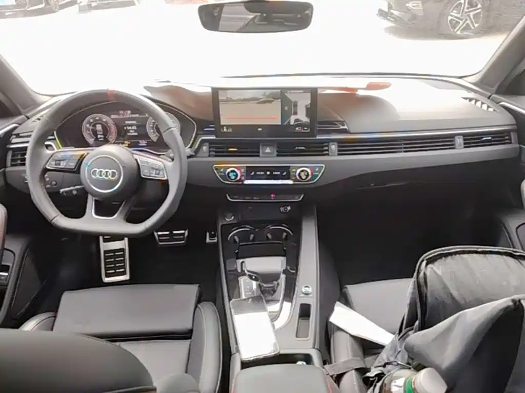 Audi A4L 2026 2025 2 Million Celebration Edition 40 TFSI Luxury Dynamic B&O Starlight Night Edition