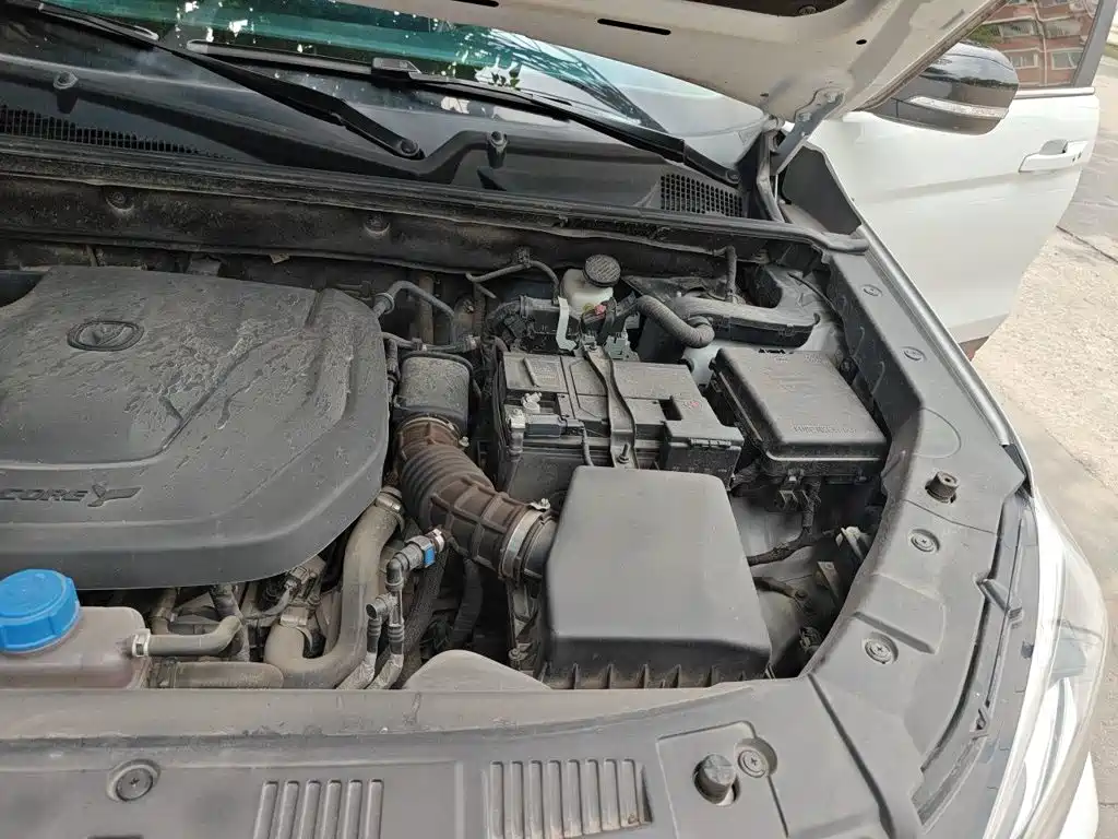 Photo 24 - Changan CS75